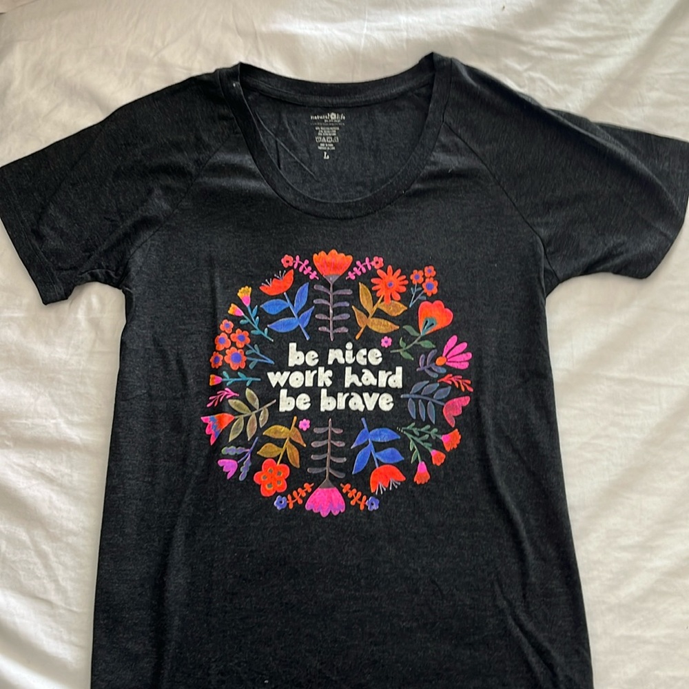 Brand new Natural Life tee